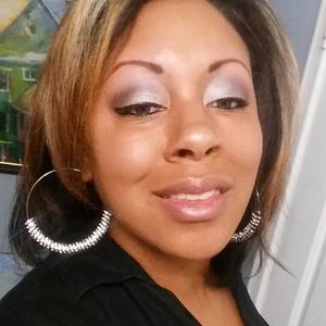 Meet your Posher, Tracina